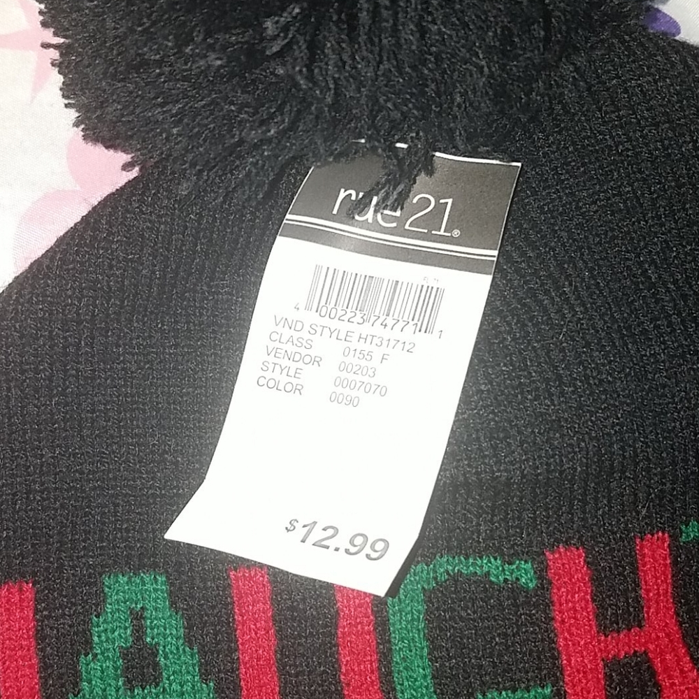Winter hat - Picture 3 of 4